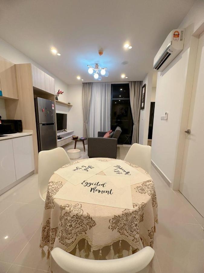 Sunset Seaview Studio Apartment At Kota Kinabalu City Centre Екстер'єр фото